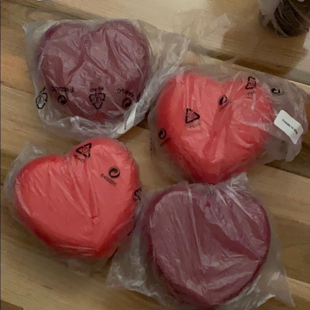 Tupperware heart container